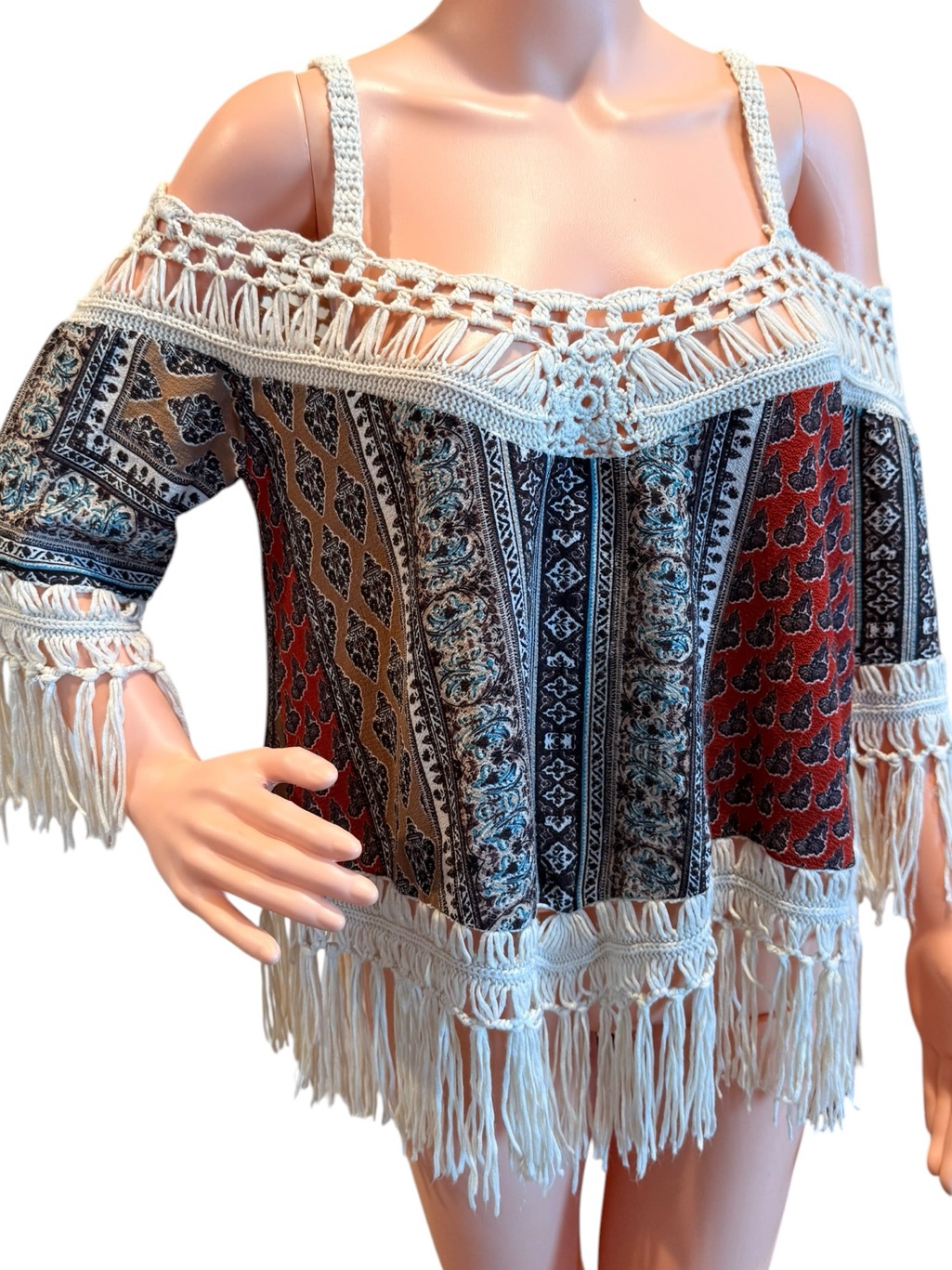 Dreamers Boho Top Off-Shoulder Crochet Trim Poncho Like Cream Red Tan Medium